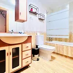 Housingleon- Casa Oliva Con Opcion A Garaje 公寓 *