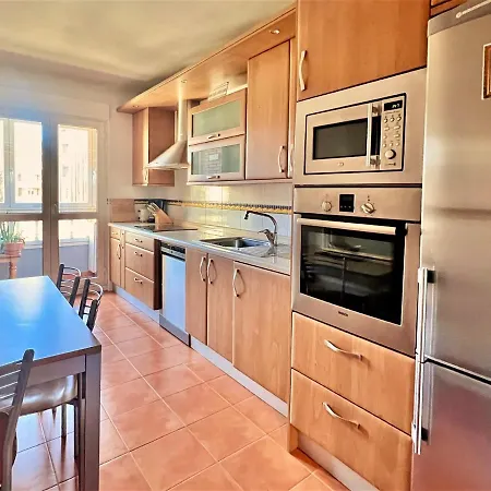 Housingleon- Casa Oliva Con Garaje