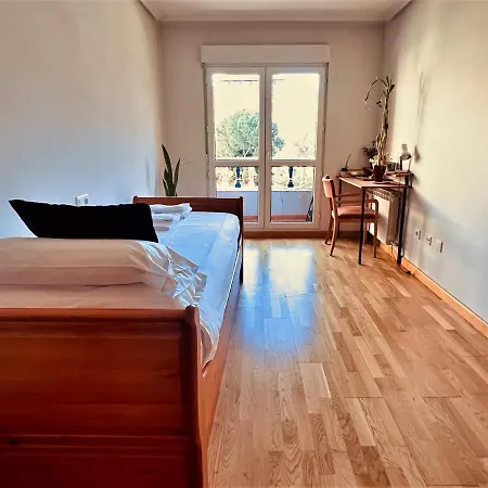 Housingleon- Casa Oliva Con Garaje