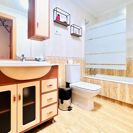 Housingleon- Casa Oliva Con Garaje Apartment *