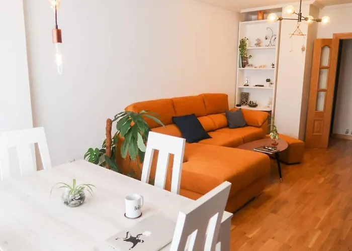 Housingleon- Casa Oliva Con Opcion A Garaje 아파트 *